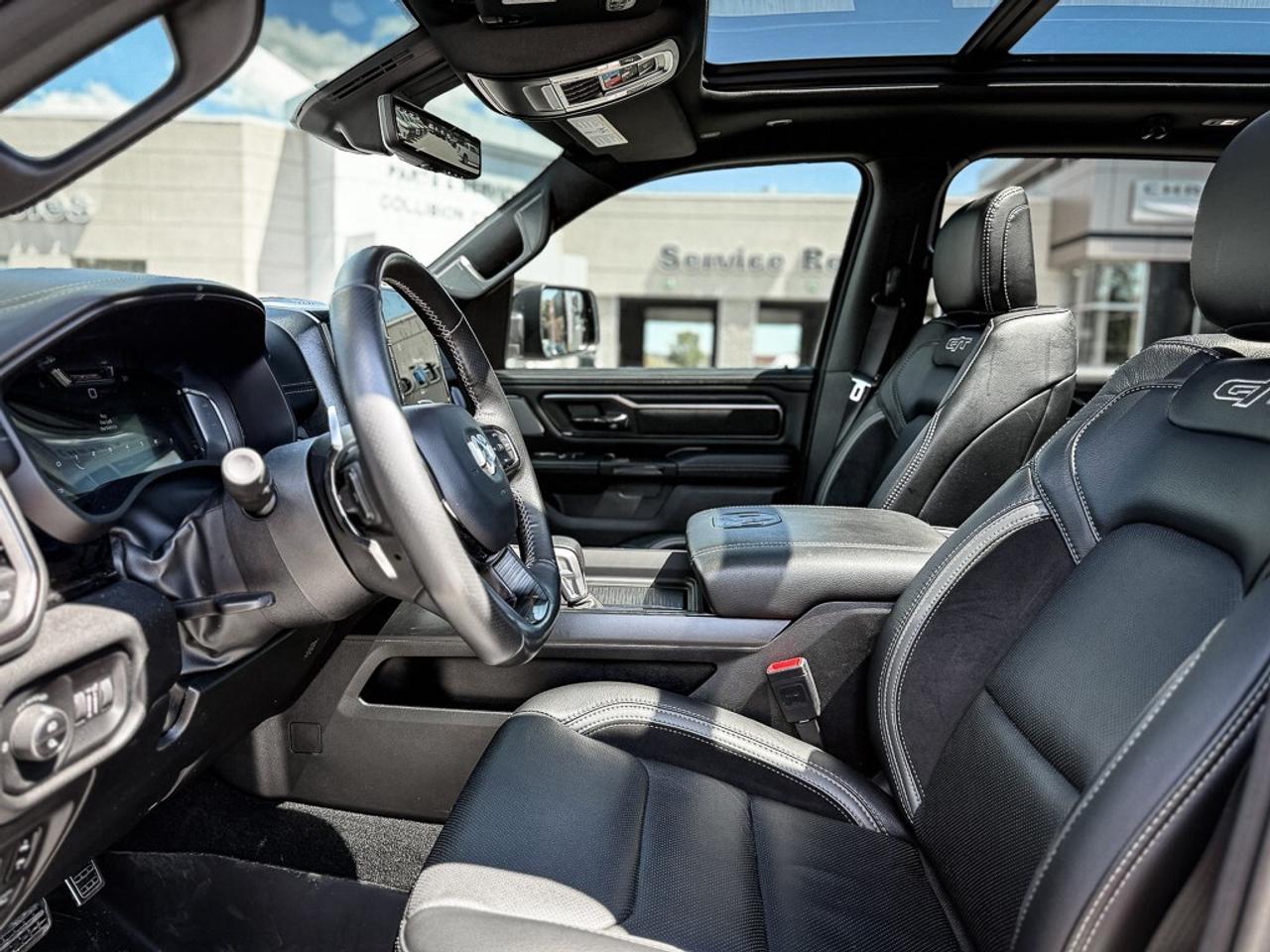 2025 RAM 1500 Rebel   CREW   G/T   LEVEL 2   PANO ROOF   AIR RID Photo3