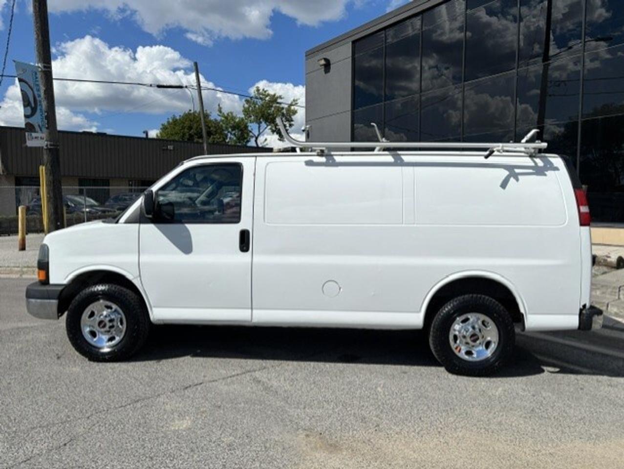 2016 GMC Savana Cargo Van 2500 ONLY 60,000KM-LADDER RACKS-SHELVES-NEW TIRES! Photo
