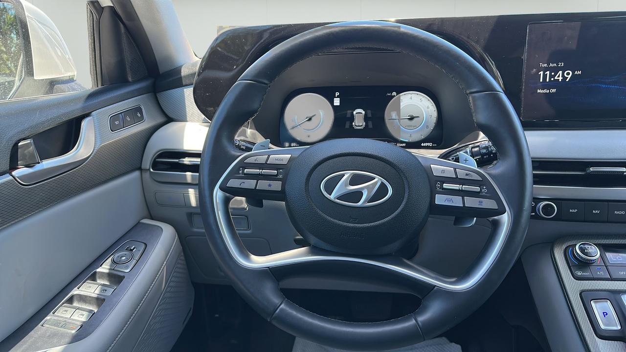 2024 Hyundai PALISADE 7 Passenger Photo