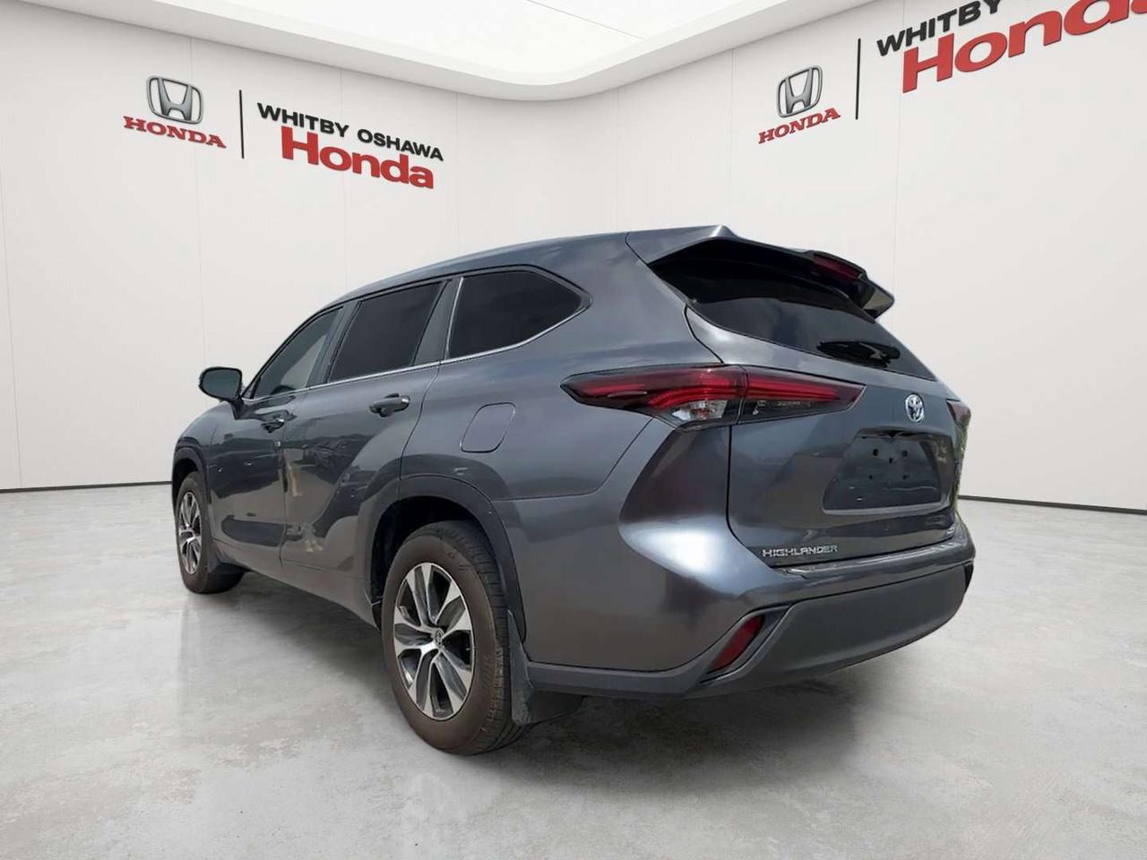 2025 Toyota Highlander XLE Photo