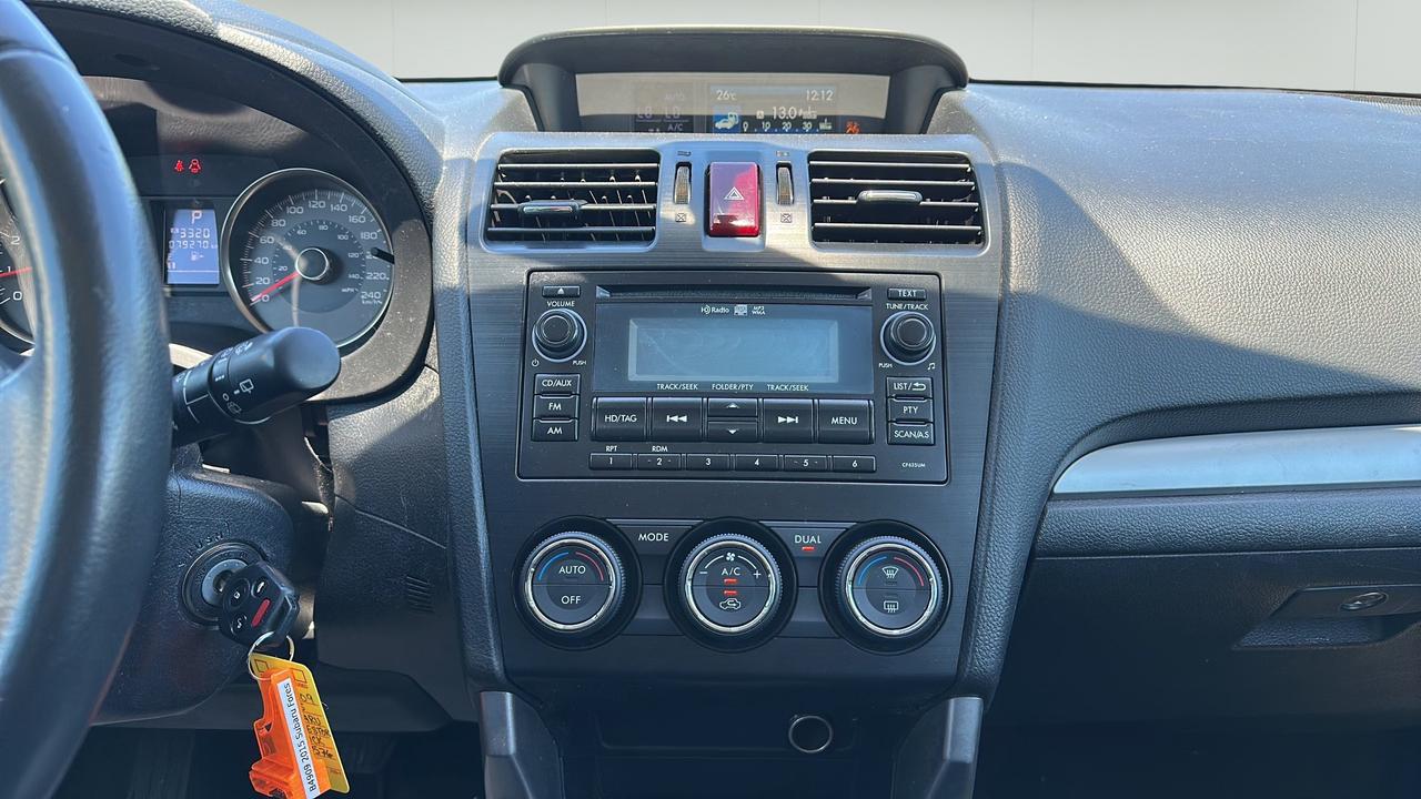 2015 Subaru Forester 5dr Wgn CVT 2.5i Touring Photo