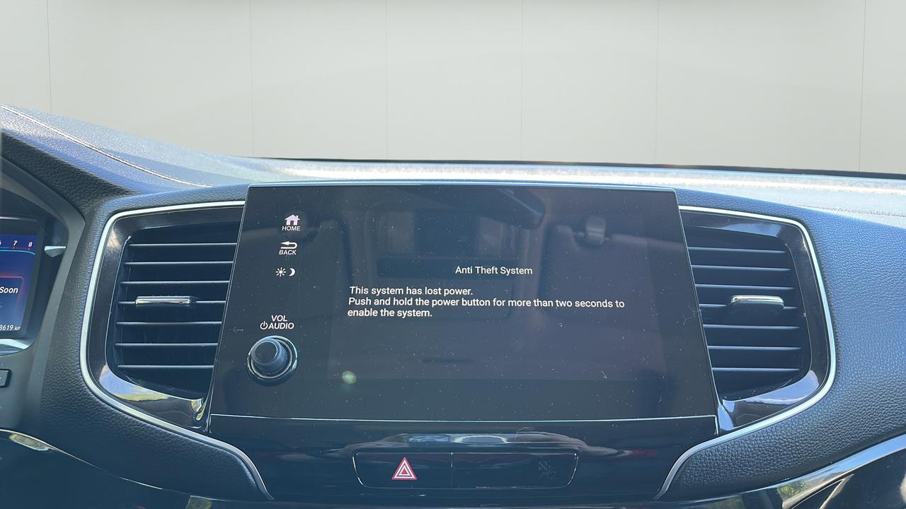 2021 Honda Pilot 8 Passenger Photo