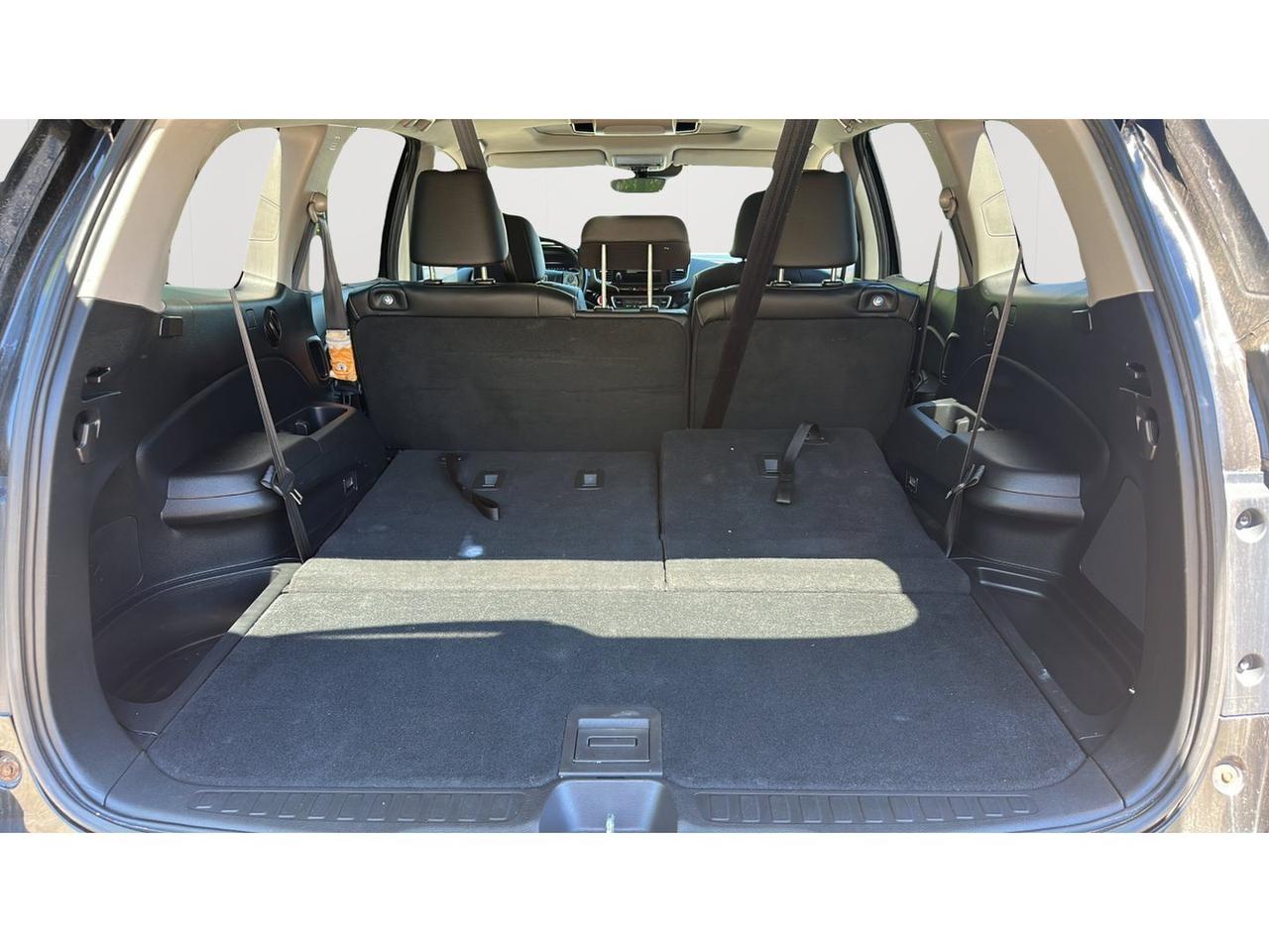 2021 Honda Pilot 8 Passenger Photo