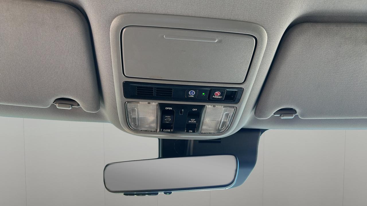 2021 Honda Pilot 8 Passenger Photo