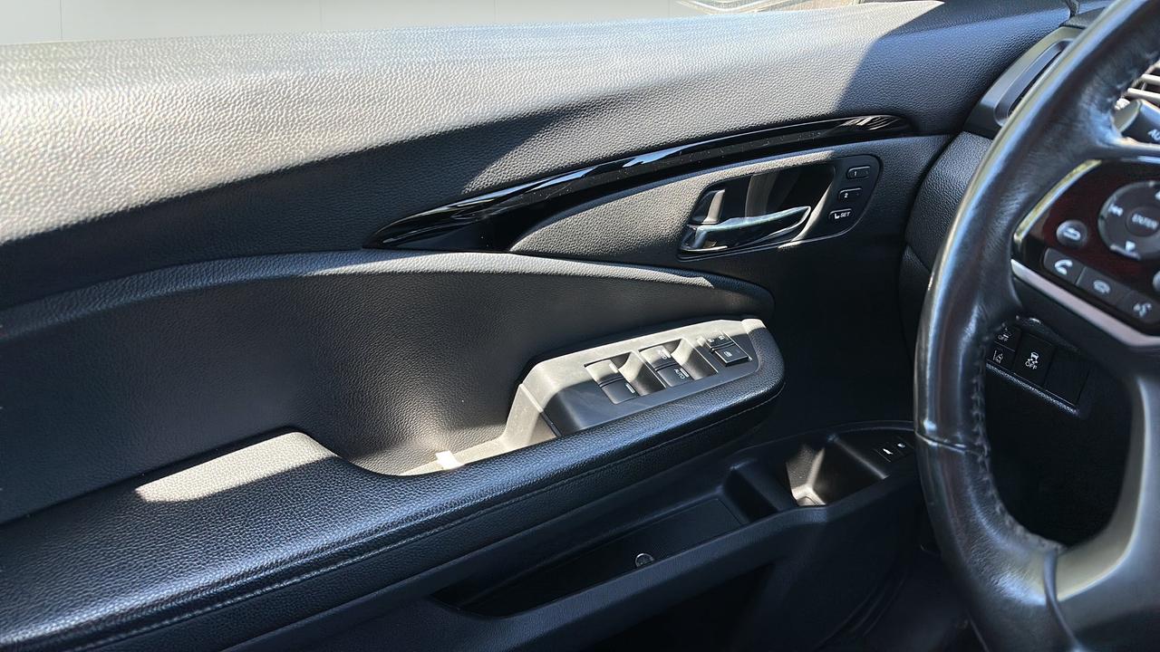 2021 Honda Pilot 8 Passenger Photo