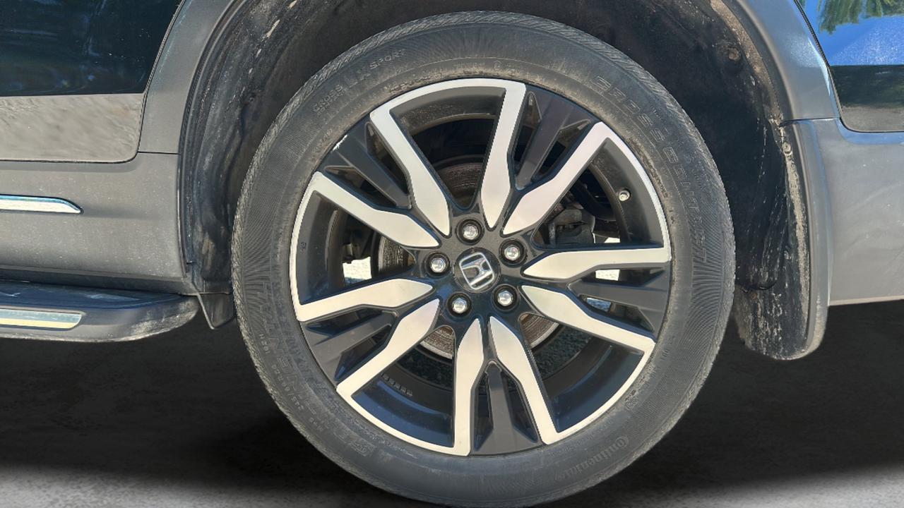 2021 Honda Pilot 8 Passenger Photo