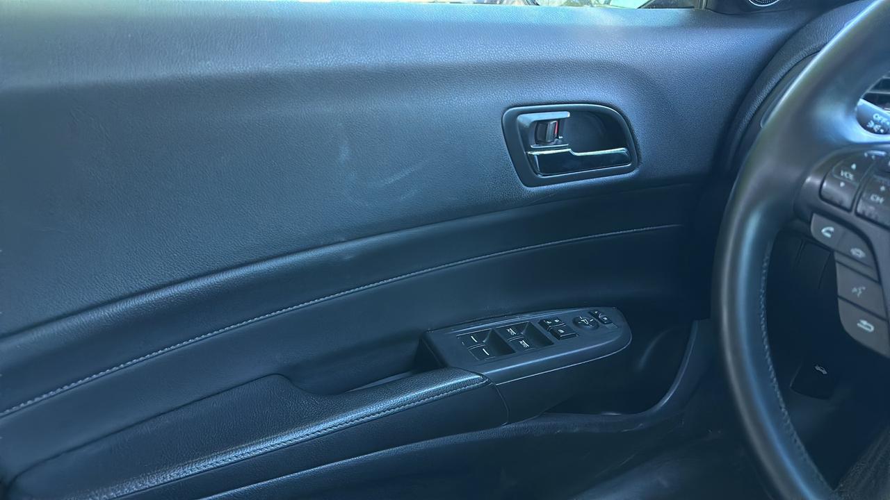 2013 Acura ILX 4dr Sdn Tech Pkg Photo