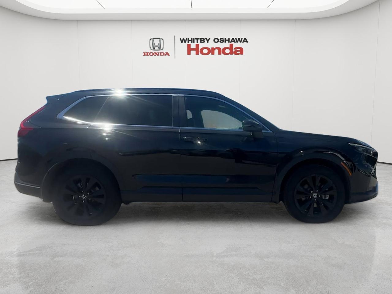 2025 Honda CR-V Hybrid Touring AWD Photo