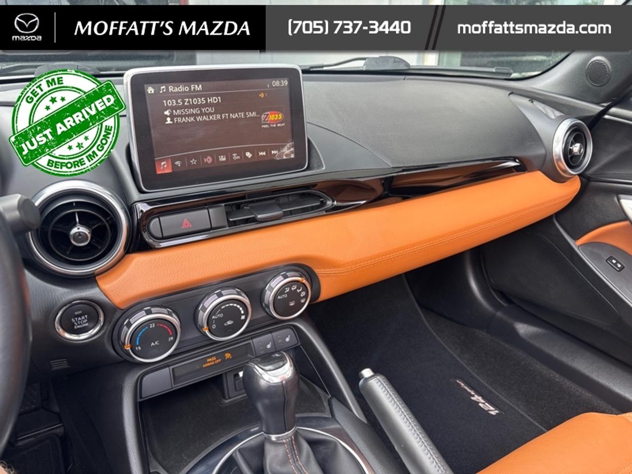 2017 Fiat 124 Spider Lusso Photo