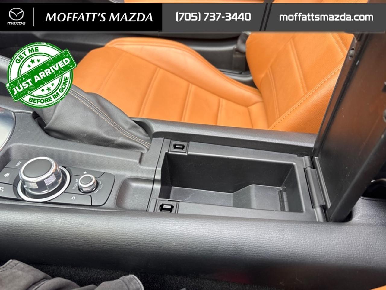 2017 Fiat 124 Spider Lusso Photo