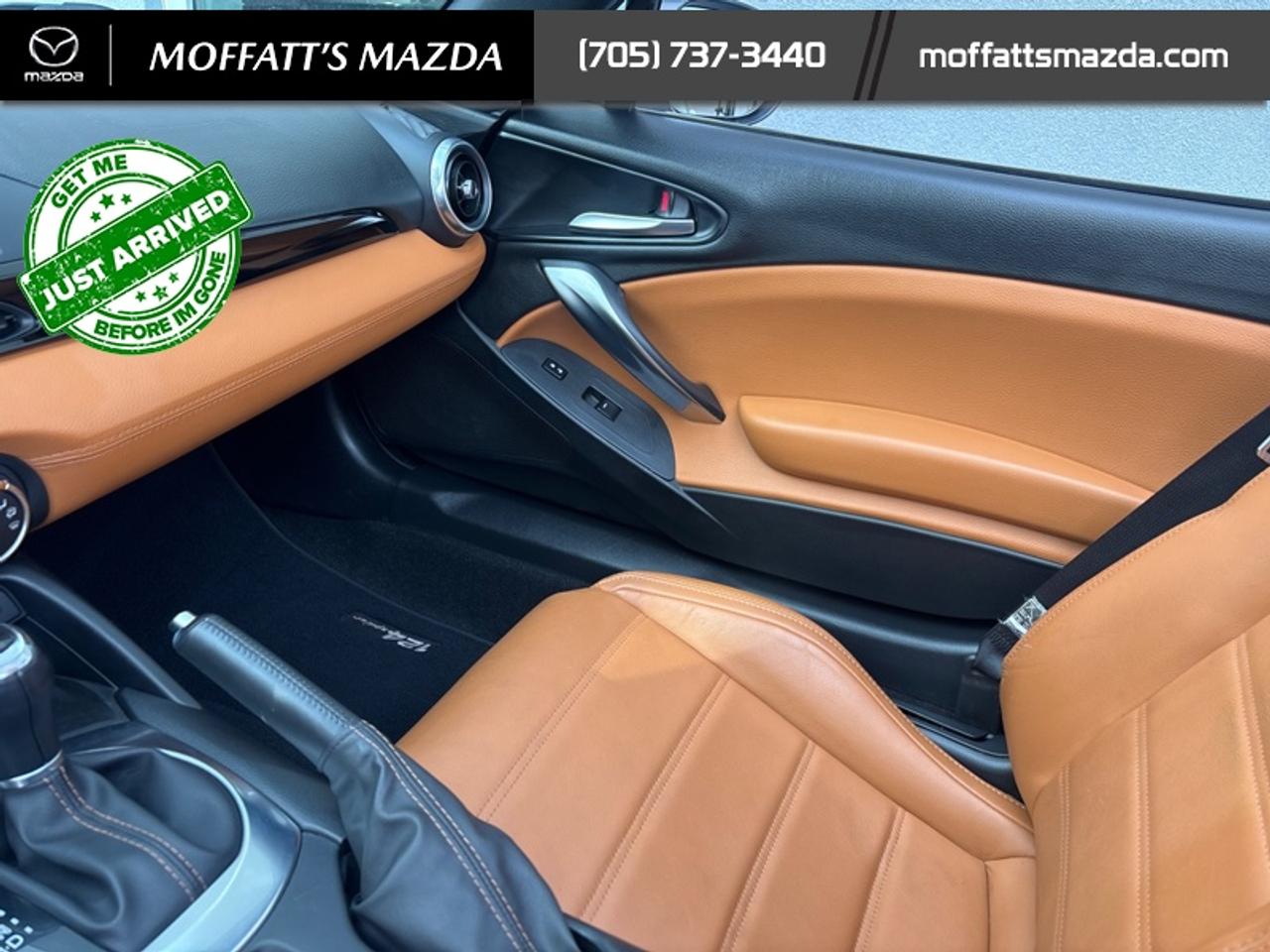 2017 Fiat 124 Spider Lusso Photo