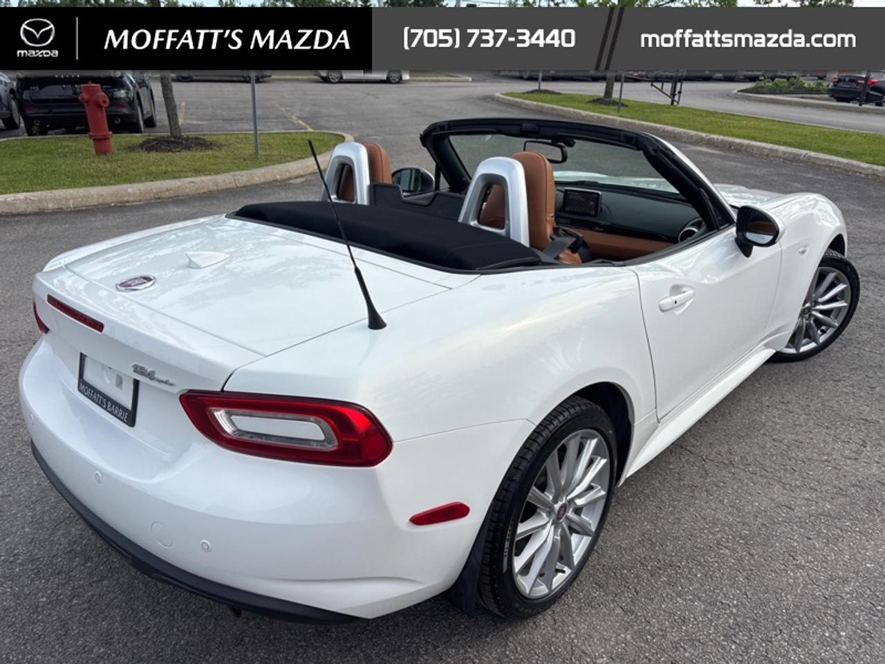 2017 Fiat 124 Spider Lusso Photo