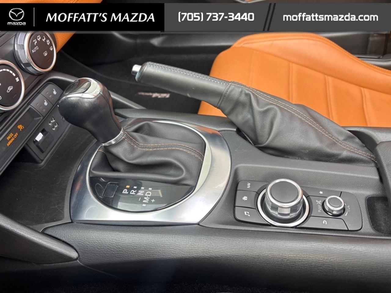2017 Fiat 124 Spider Lusso Photo