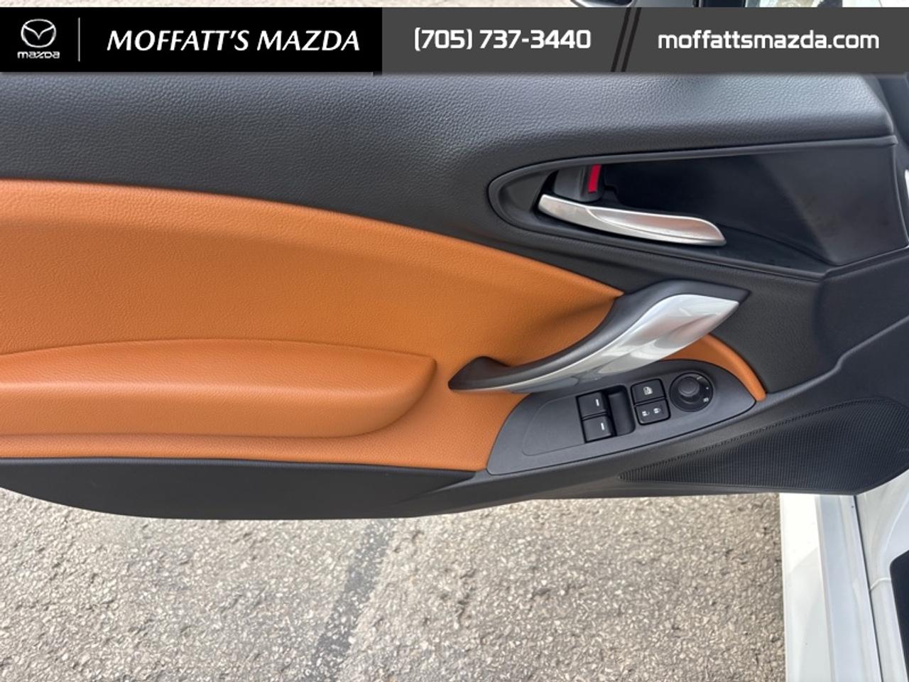 2017 Fiat 124 Spider Lusso Photo
