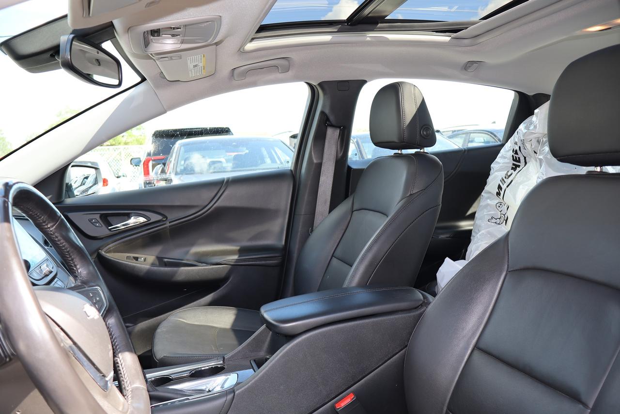 2020 Chevrolet Malibu 4DR SDN LT Photo