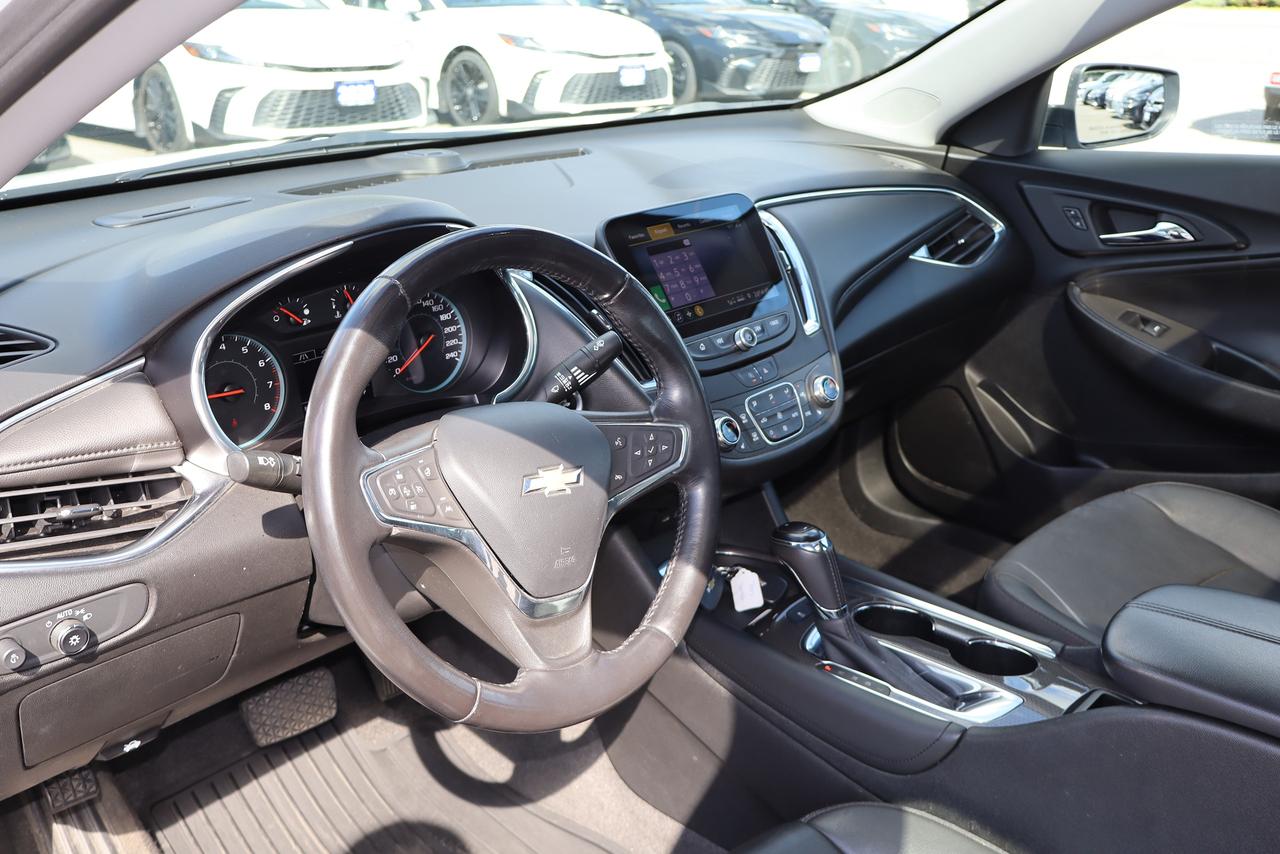 2020 Chevrolet Malibu 4DR SDN LT Photo