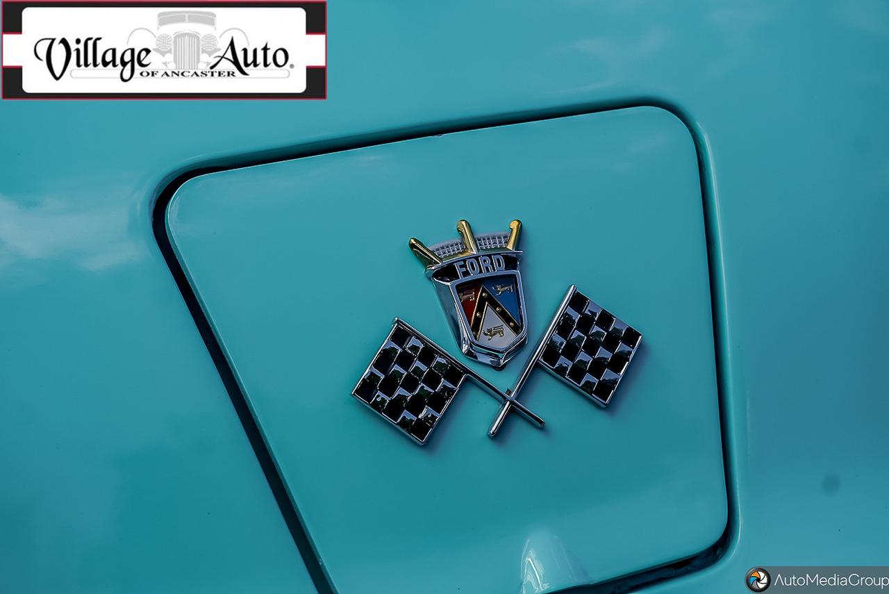 1955 Ford Thunderbird  Photo