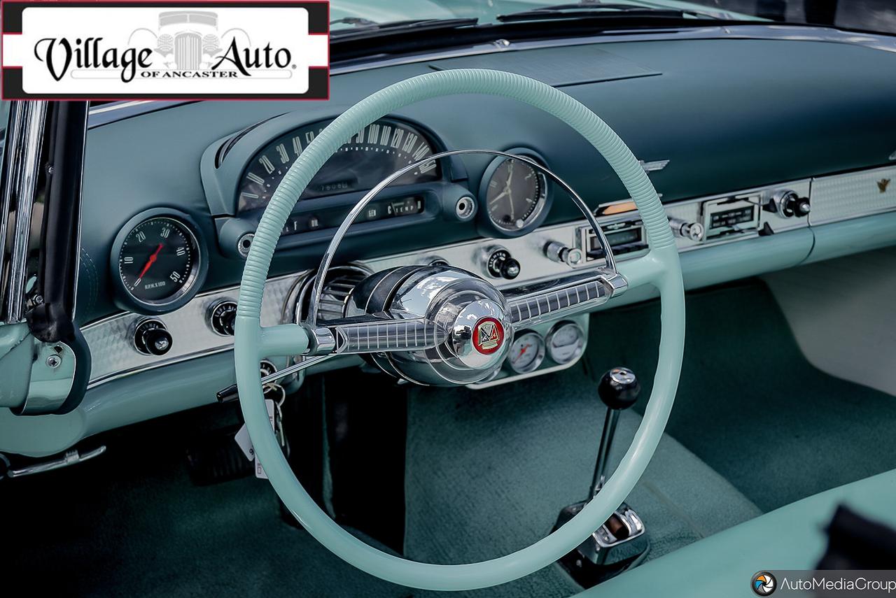1955 Ford Thunderbird  Photo