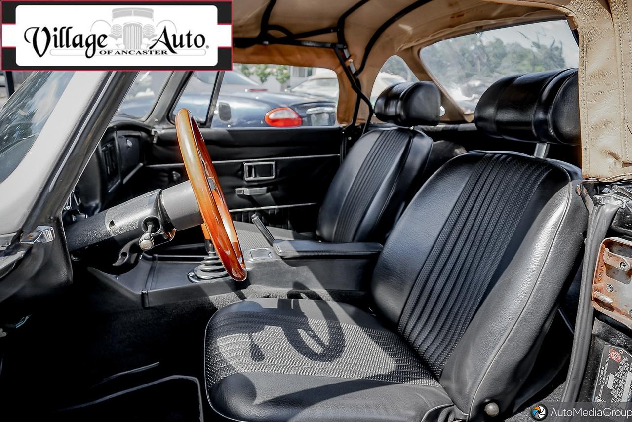 1972 MG MGB Roadster  Photo