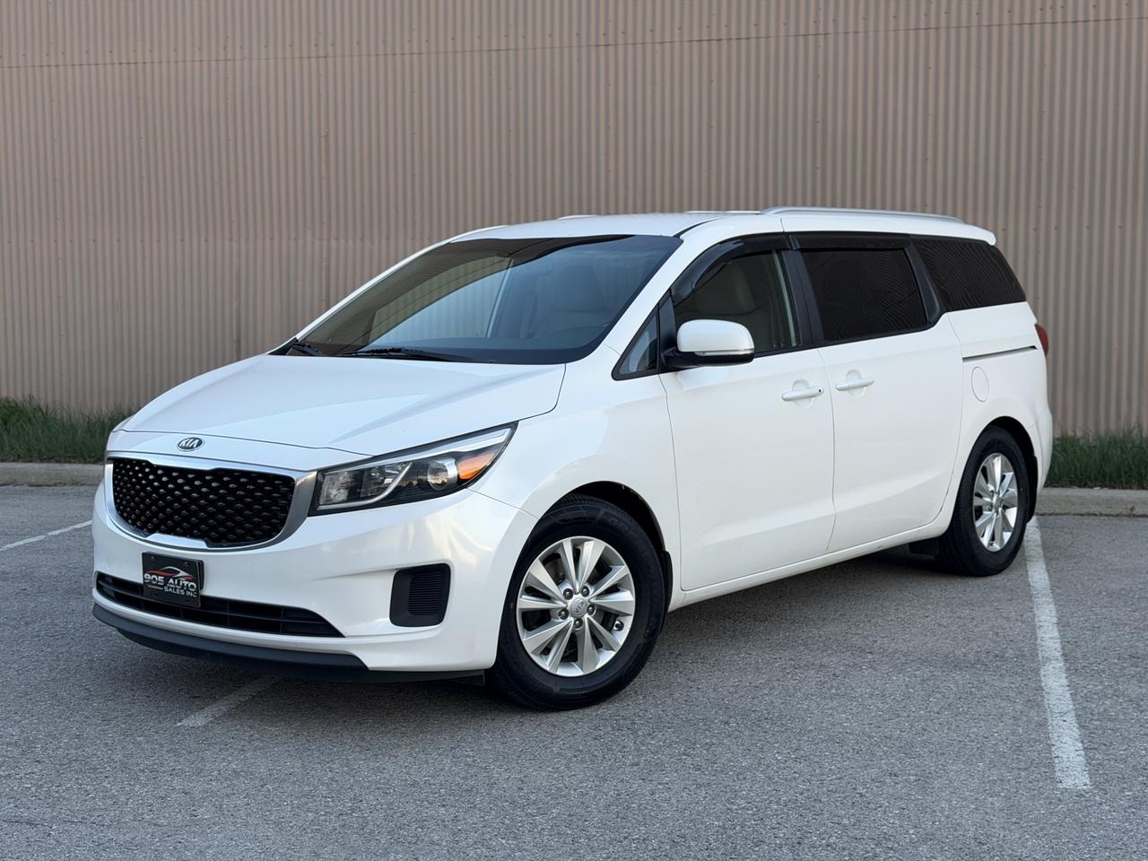 Used 2018 Kia Sedona LX+ for sale in Thorold, ON