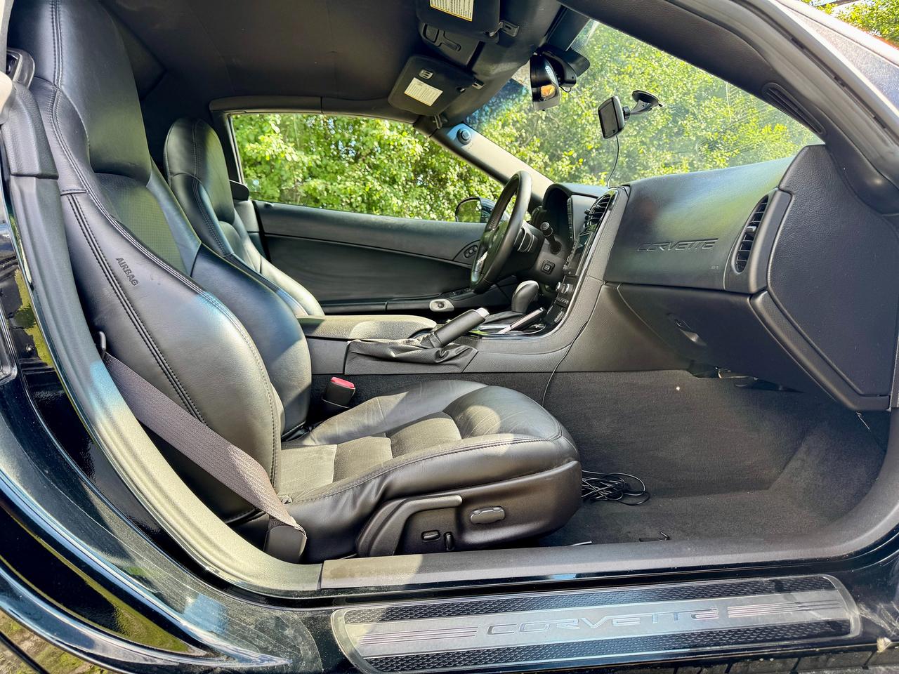 2008 Chevrolet Corvette Convertible LS3 3LT Clean Carfax | Magnetic Ride Photo
