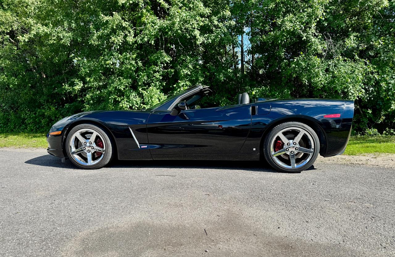 2008 Chevrolet Corvette Convertible LS3 3LT Clean Carfax | Magnetic Ride Photo