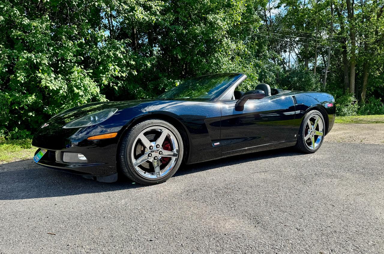 2008 Chevrolet Corvette Convertible LS3 3LT Clean Carfax | Magnetic Ride Photo