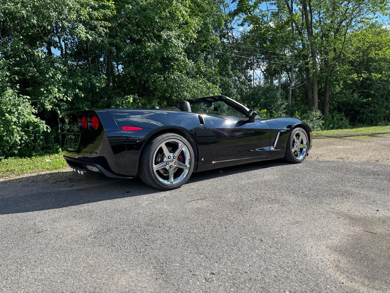 2008 Chevrolet Corvette Convertible LS3 3LT Clean Carfax | Magnetic Ride Photo