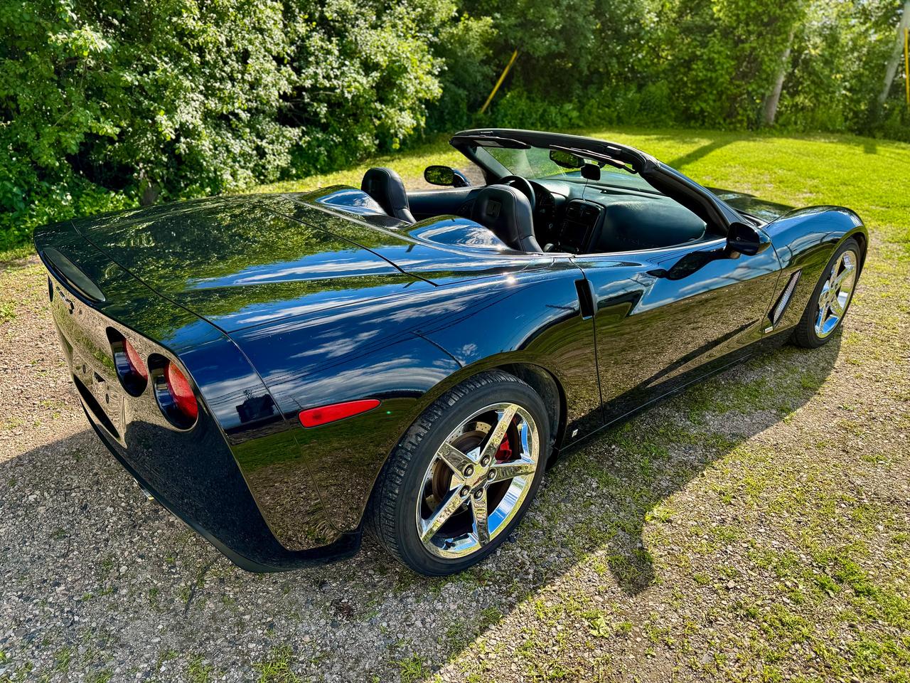 2008 Chevrolet Corvette Convertible LS3 3LT Clean Carfax | Magnetic Ride Photo
