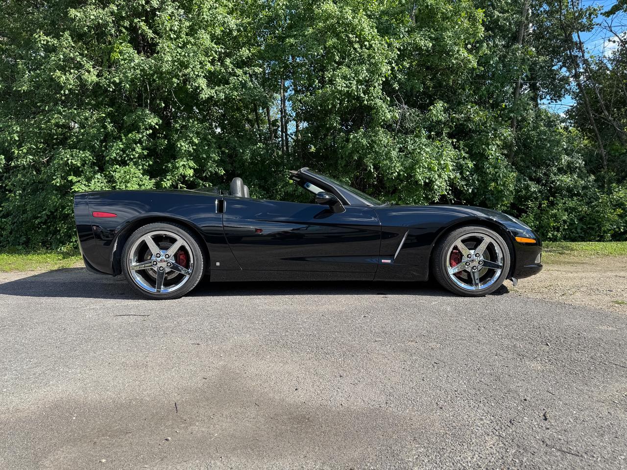2008 Chevrolet Corvette Convertible LS3 3LT Clean Carfax | Magnetic Ride Photo