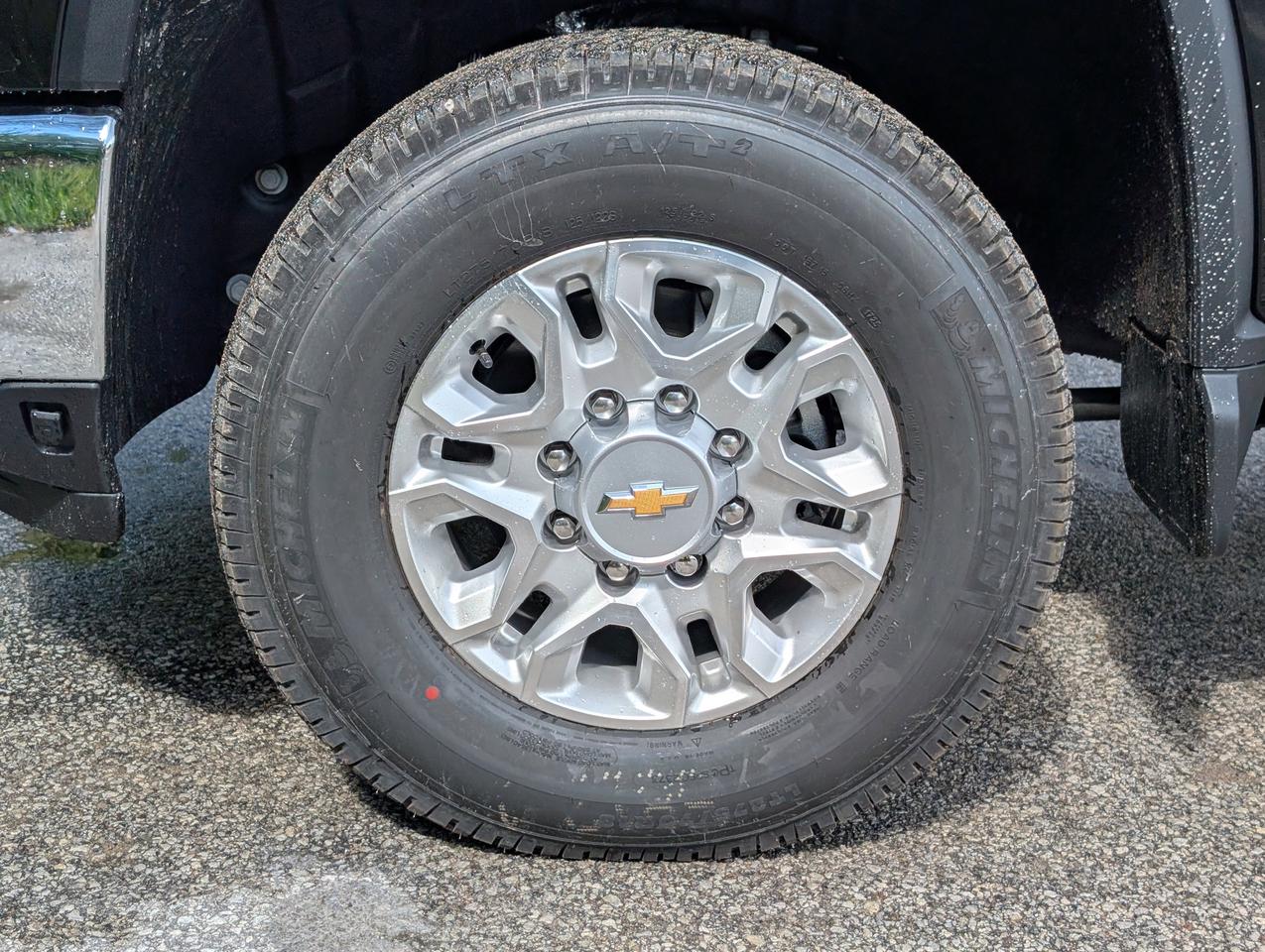 2025 Chevrolet SILVERADO 2500HD LT Photo