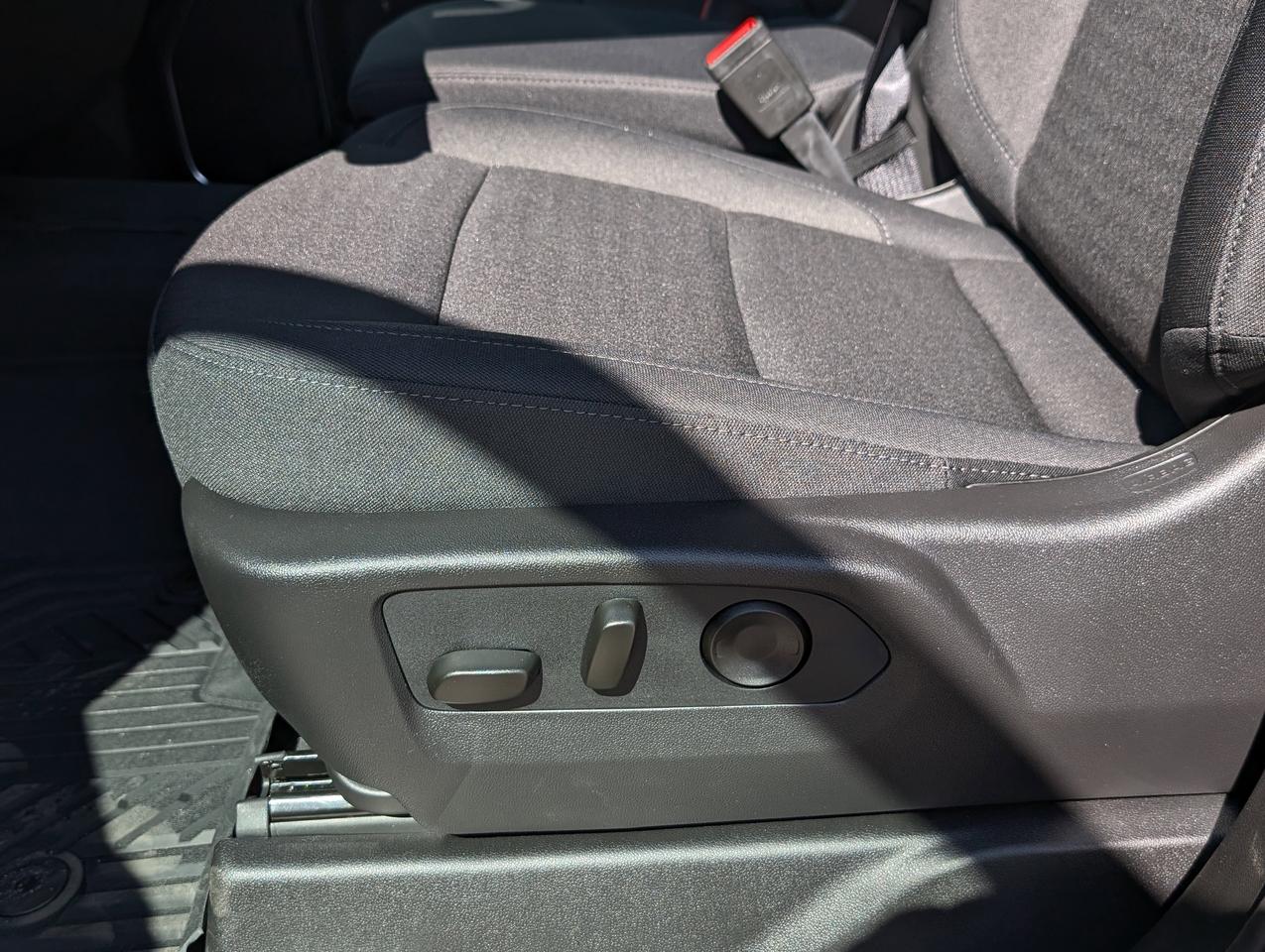 2025 Chevrolet SILVERADO 2500HD LT Photo