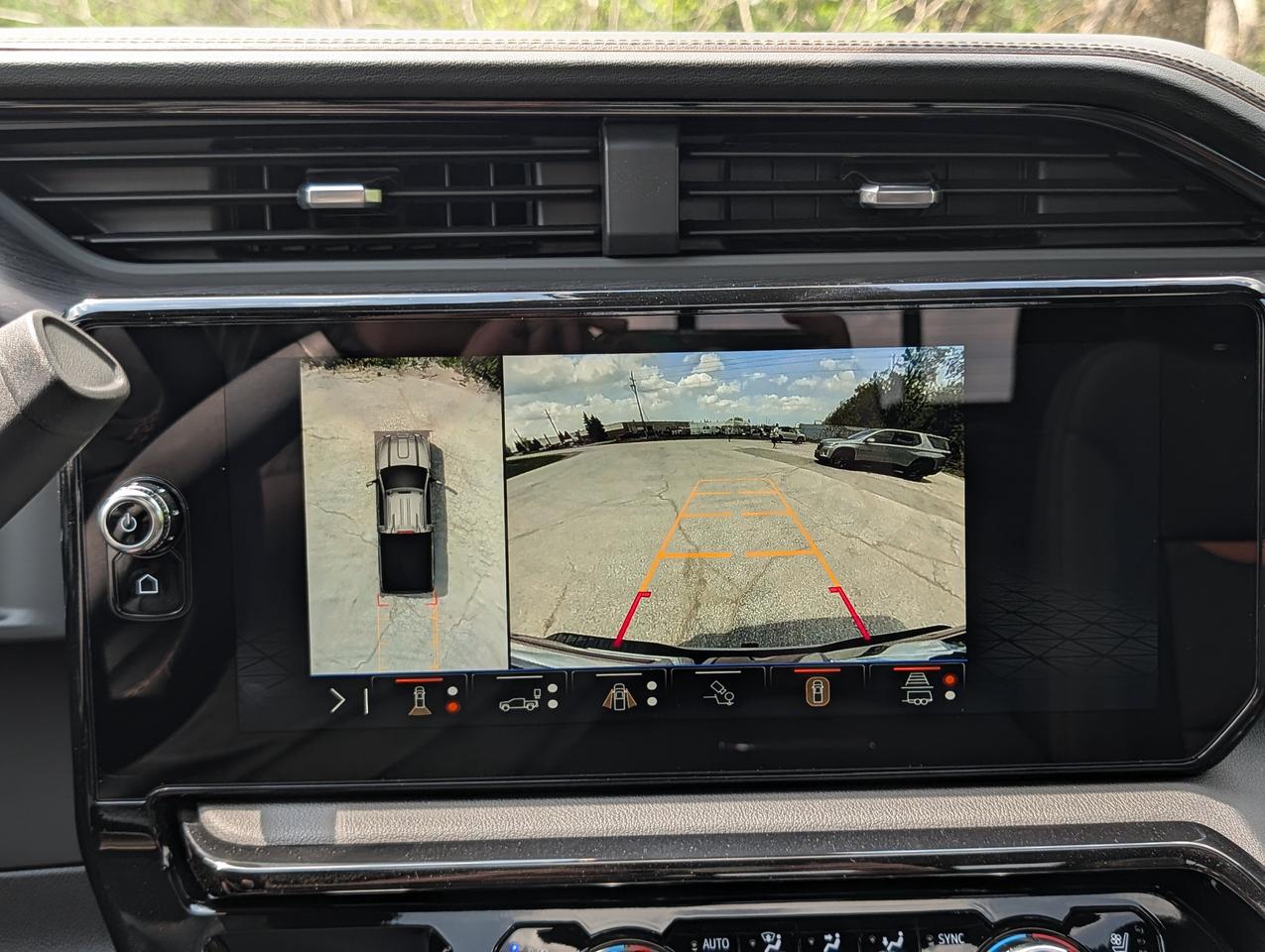 2026 GMC SIERRA 2500HD AT4 Photo