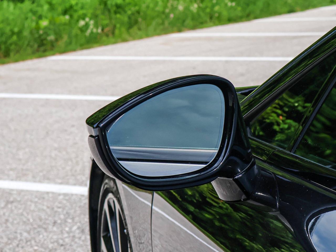 2015 BMW i8  Photo