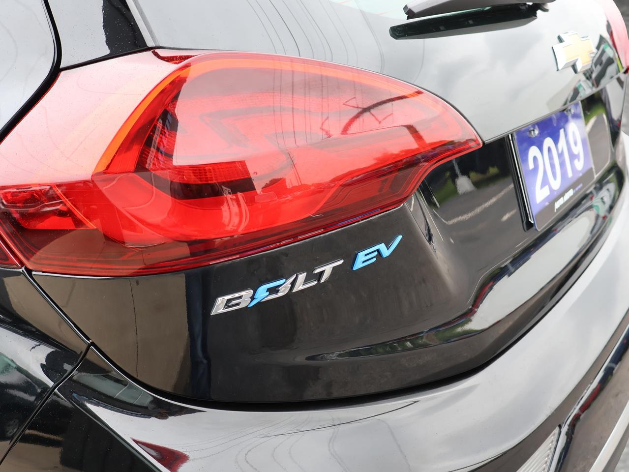 2019 Chevrolet Bolt EV LT CERTIFIED *ACCIDENT FREE* CAMERA BLUETOOTH HEATED SEATS CRUISE ALLOYS Photo