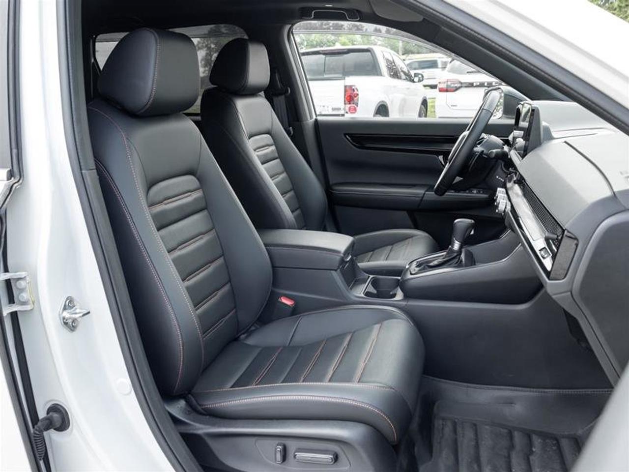 2025 Honda CR-V Hybrid Touring AWD Photo