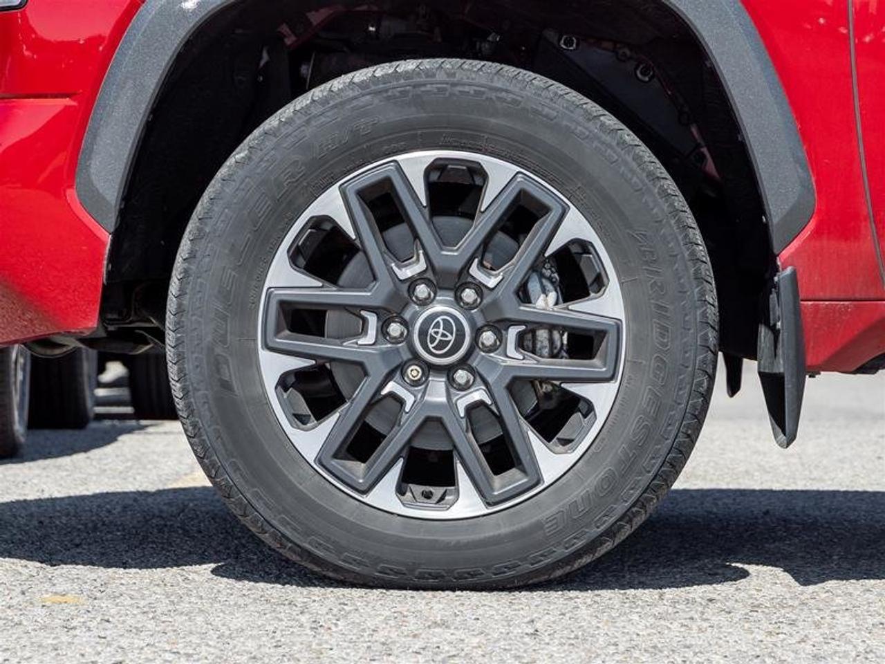 2022 Toyota Tundra 4X4 Tundra CrewMax Limited Pano Sunroof| Heated/Vented Front Seats| Backup Cam| Navi| Limited Photo
