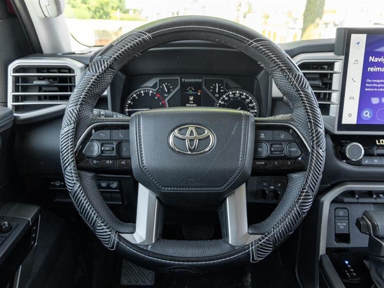 2022 Toyota Tundra 4X4 Tundra CrewMax Limited Pano Sunroof| Heated/Vented Front Seats| Backup Cam| Navi| Limited Photo