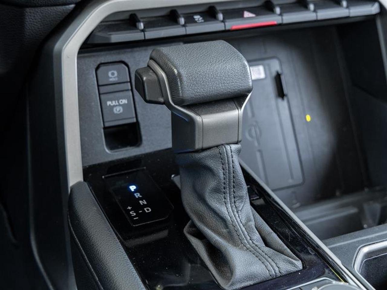 2022 Toyota Tundra 4X4 Tundra CrewMax Limited Pano Sunroof| Heated/Vented Front Seats| Backup Cam| Navi| Limited Photo