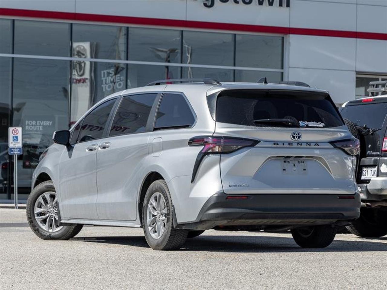2025 Toyota Sienna Hybrid Sienna LE AWD 8-Pass Heated Front Seats| Backup Camera| Navi| Tri-Zone Climate| LE| AWD Photo4