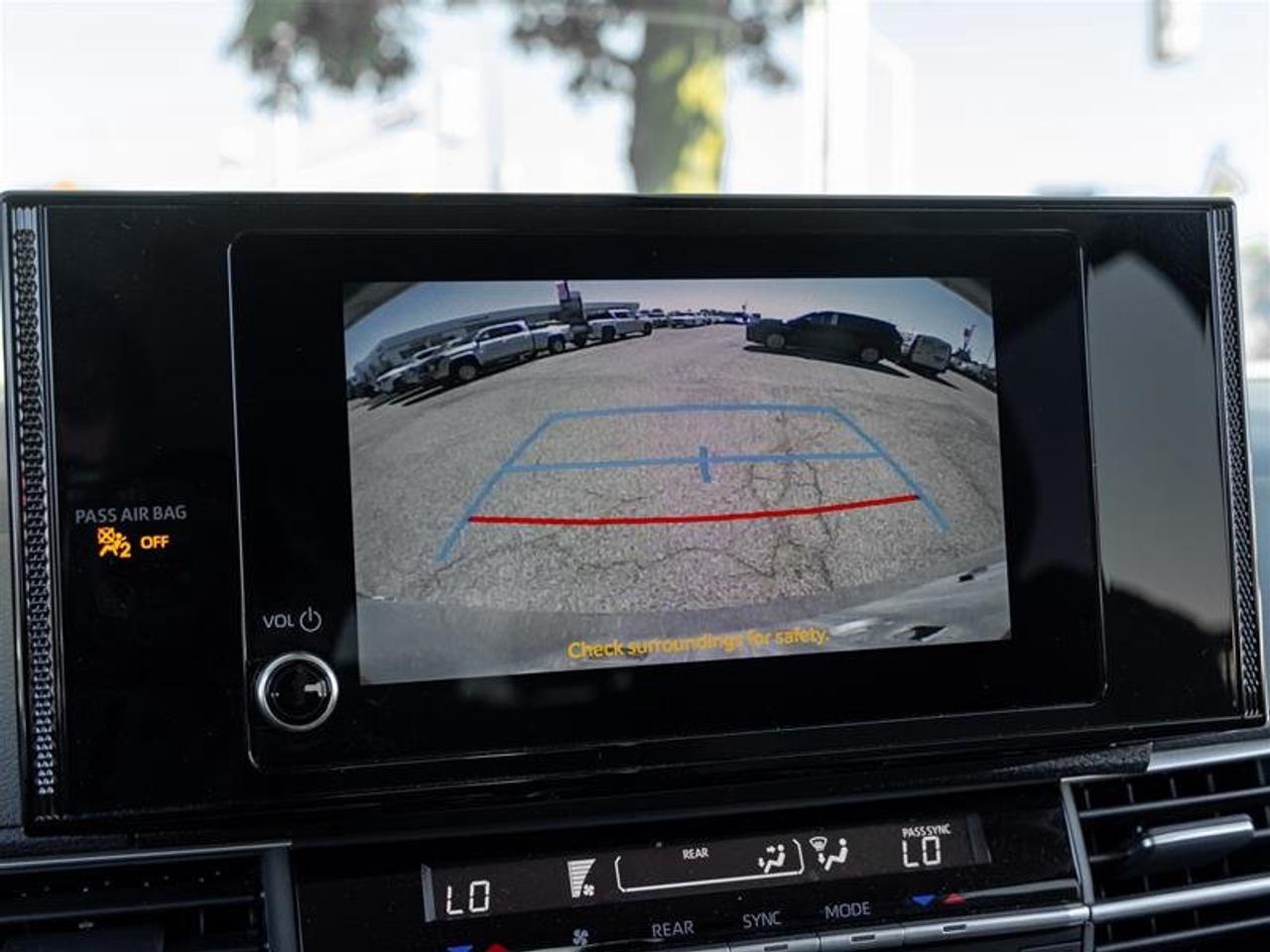 2025 Toyota Sienna Hybrid Sienna LE AWD 8-Pass Heated Front Seats| Backup Camera| Navi| Tri-Zone Climate| LE| AWD Photo