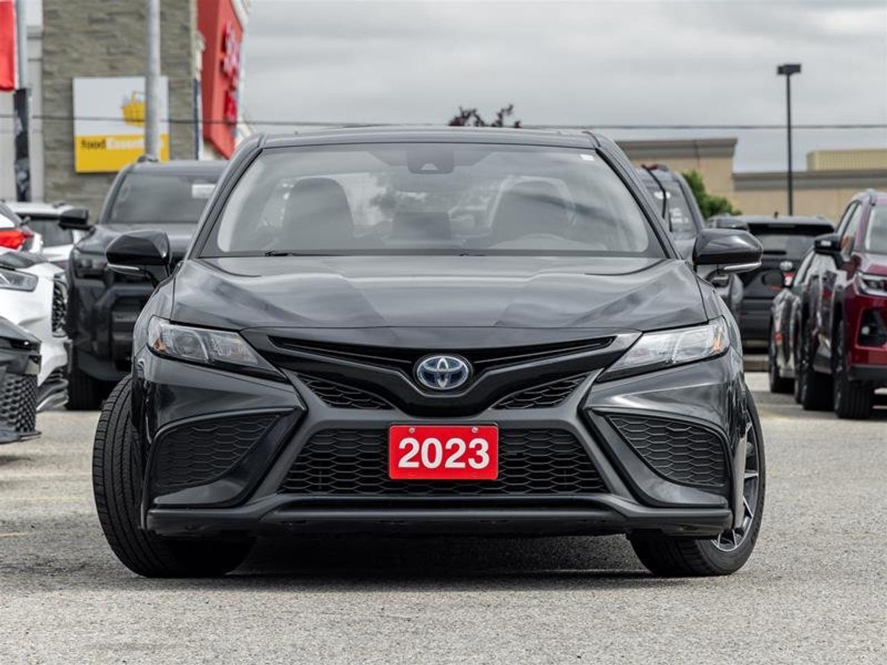 2023 Toyota Camry Hybrid SE Sunroof | Backup Cam | Heated Seats | Hybrid | SE Photo