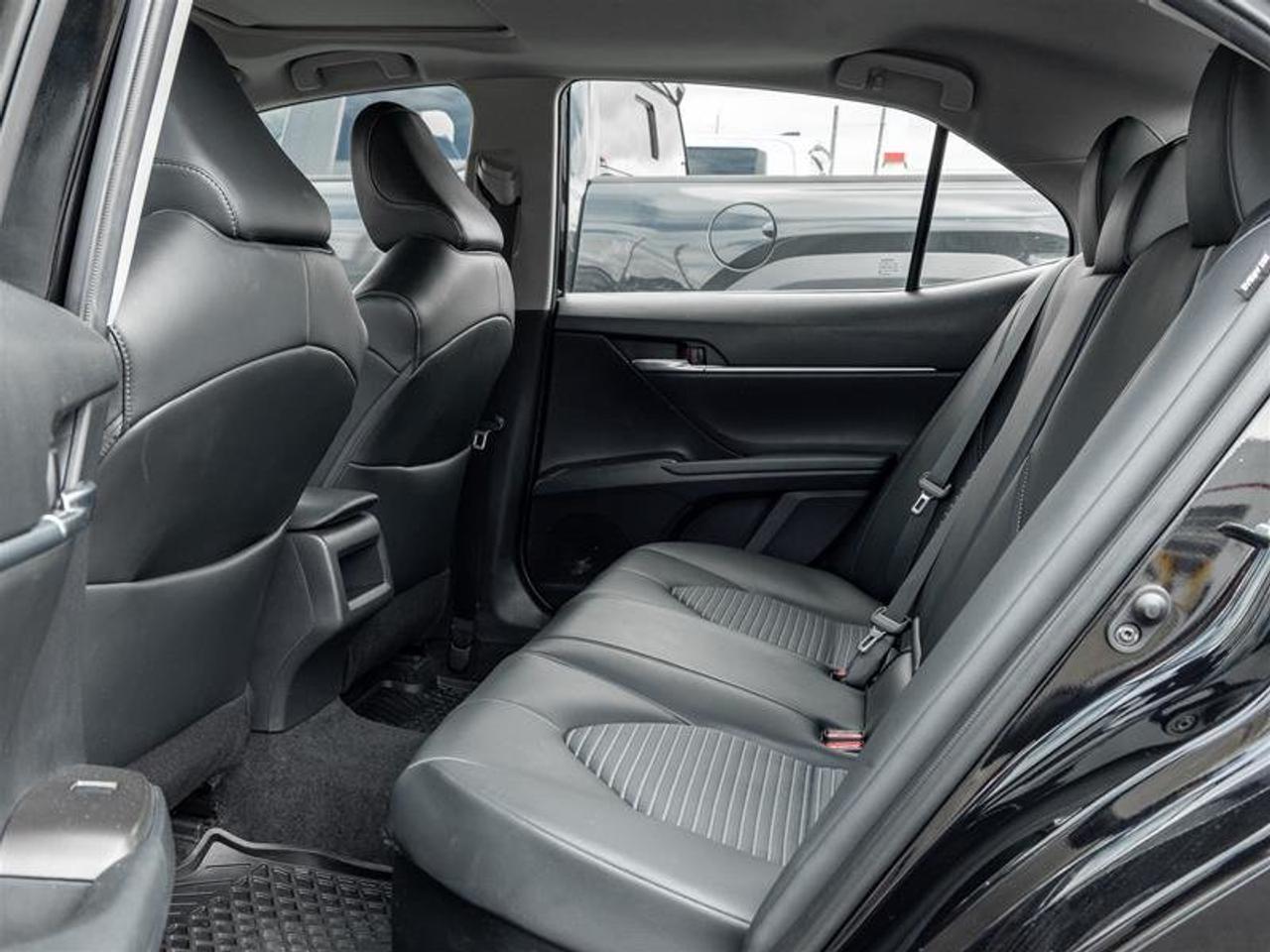 2023 Toyota Camry Hybrid SE Sunroof | Backup Cam | Heated Seats | Hybrid | SE Photo