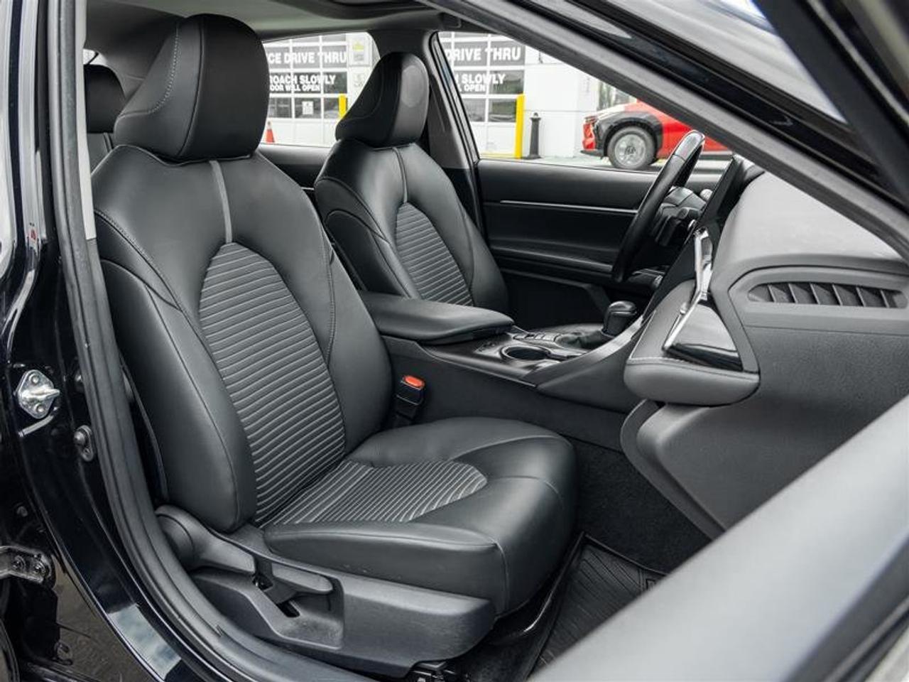 2023 Toyota Camry Hybrid SE Sunroof | Backup Cam | Heated Seats | Hybrid | SE Photo