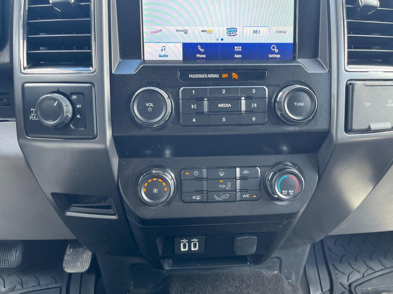2020 Ford F-150 XLT 4WD SuperCrew 6.5' Box Photo