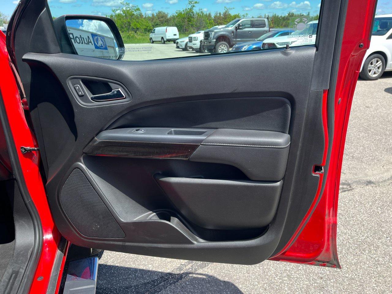 2018 GMC Canyon 4WD Crew Cab 128.3 SLE Photo