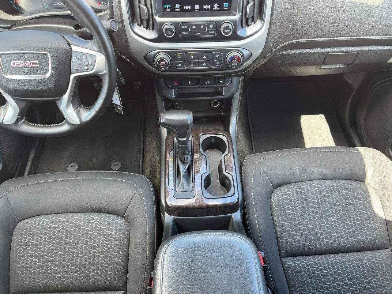 2018 GMC Canyon 4WD Crew Cab 128.3 SLE Photo
