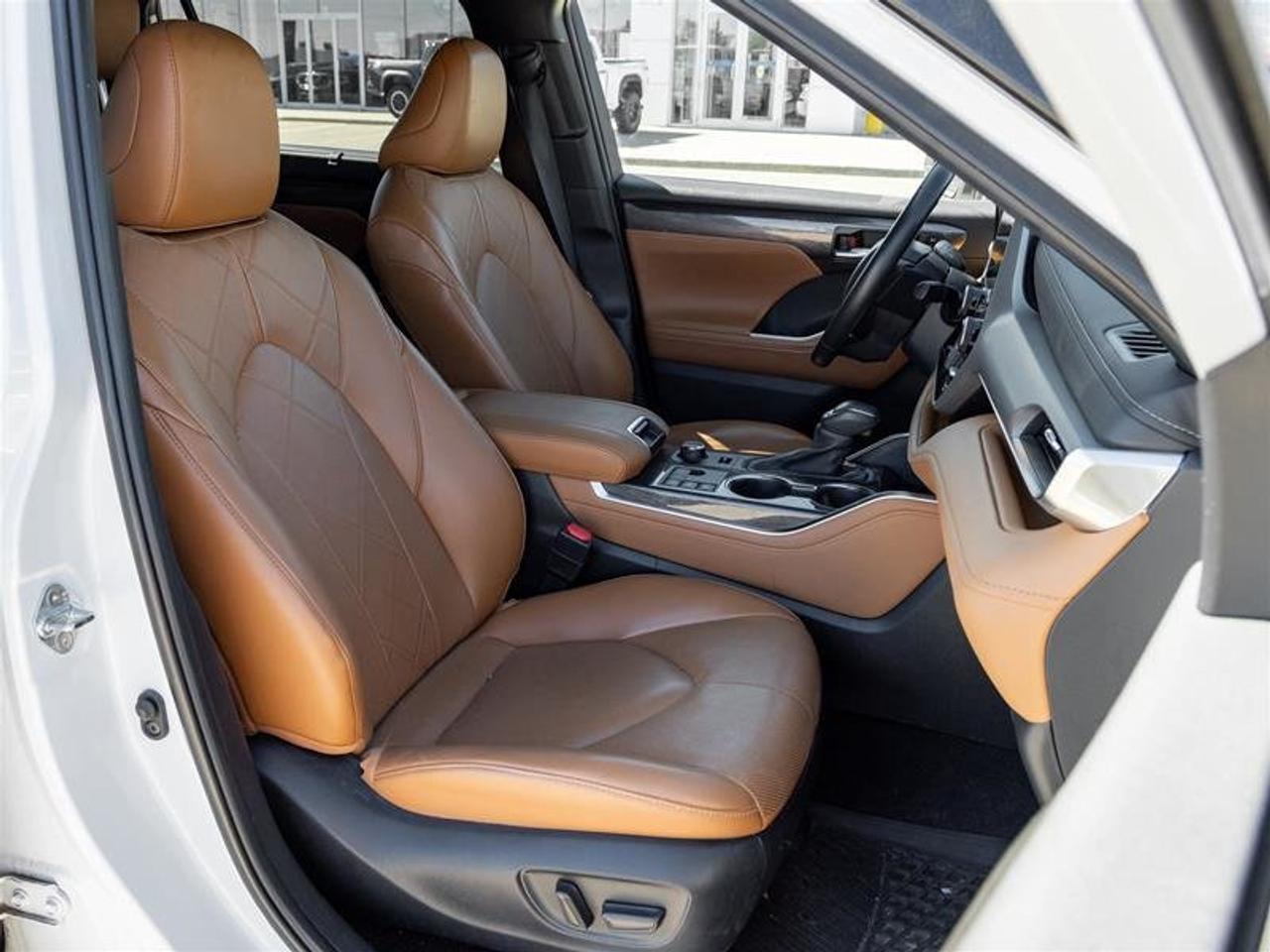 2023 Toyota Highlander Limited AWD JBL Audio| Navi| Pano Sunroof| 360 Camera| Heated and Ventilated Seats| Limited| AWD Photo