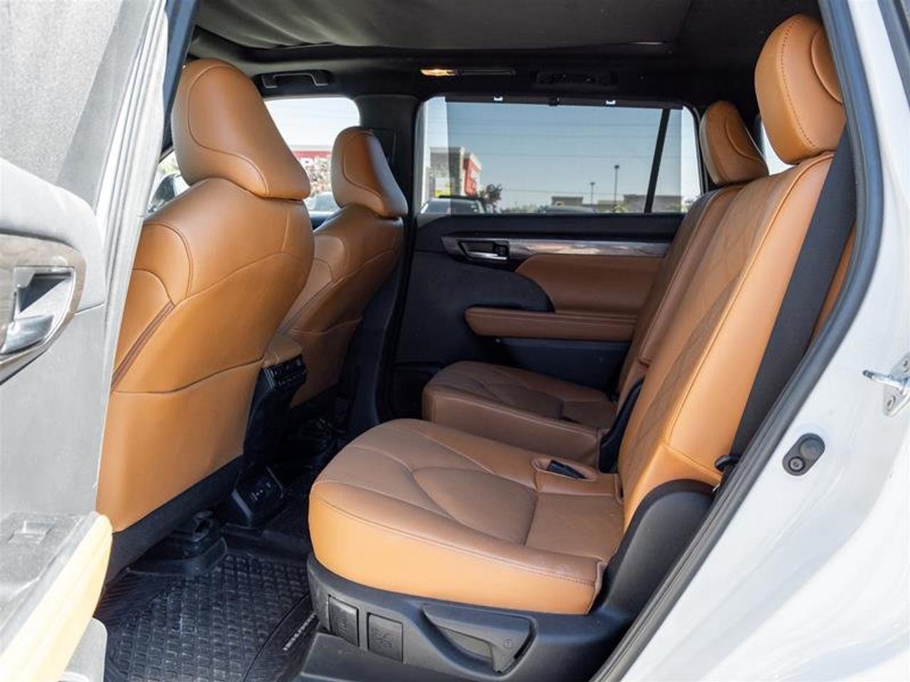 2023 Toyota Highlander Limited AWD JBL Audio| Navi| Pano Sunroof| 360 Camera| Heated and Ventilated Seats| Limited| AWD Photo