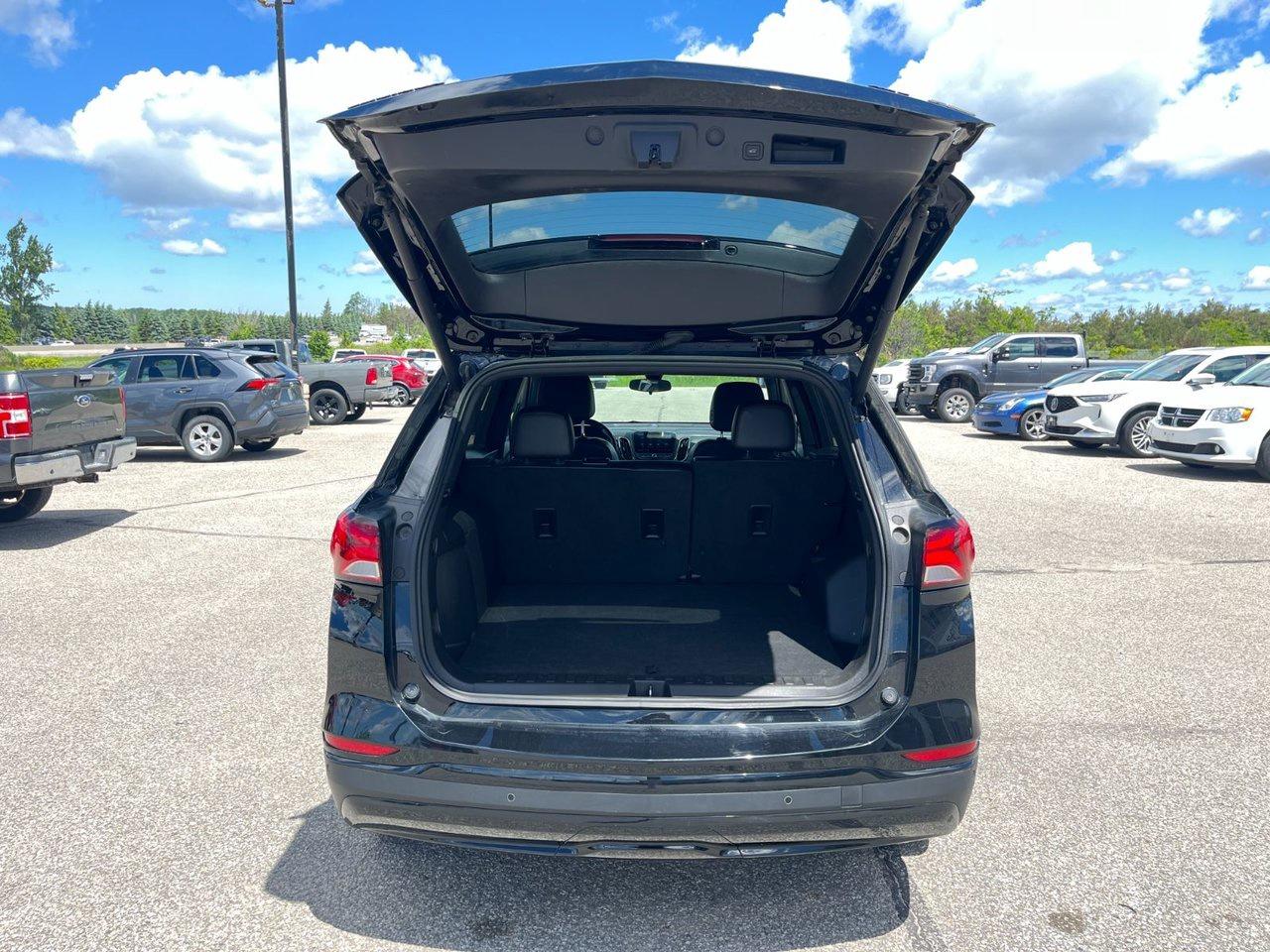 2024 Chevrolet Equinox AWD 4dr RS Photo